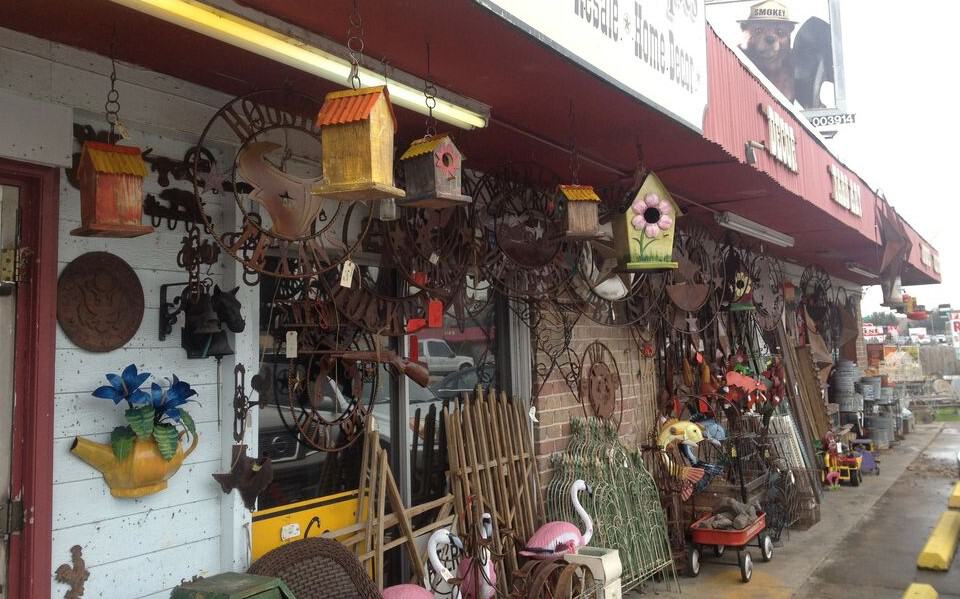 Brows' Aroun' Antiques