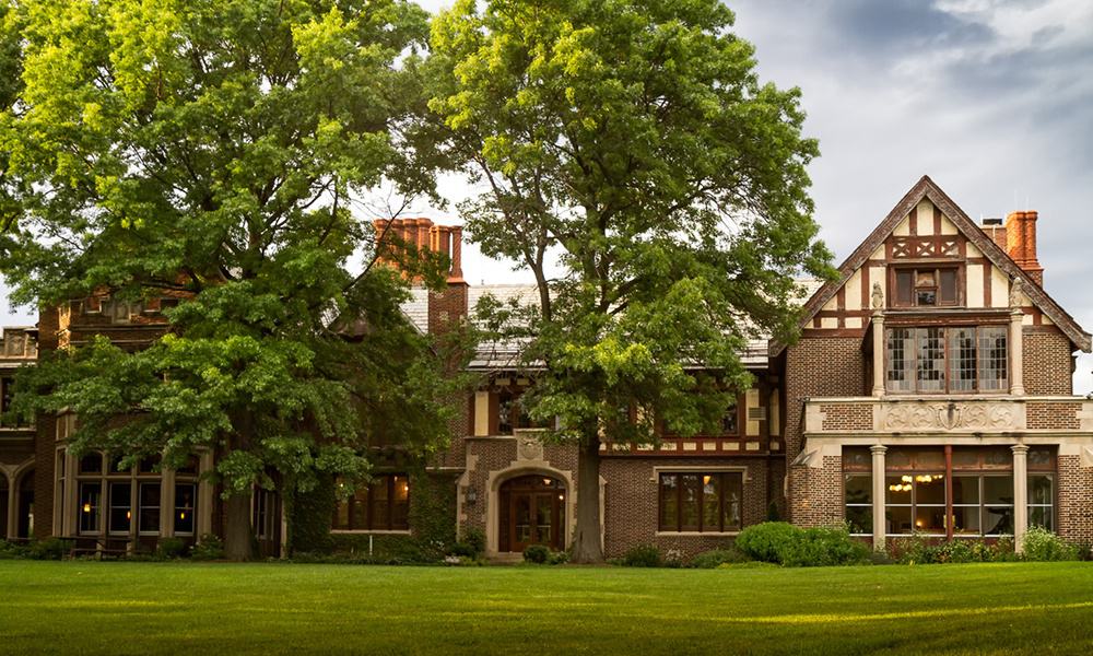 Mayslake Peabody Estate