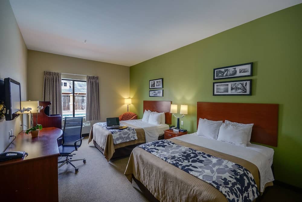  Sleep Inn & Suites Pearland-Houston